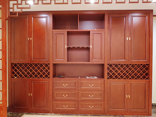 安阳中式家居装修之中式酒柜装修效果图